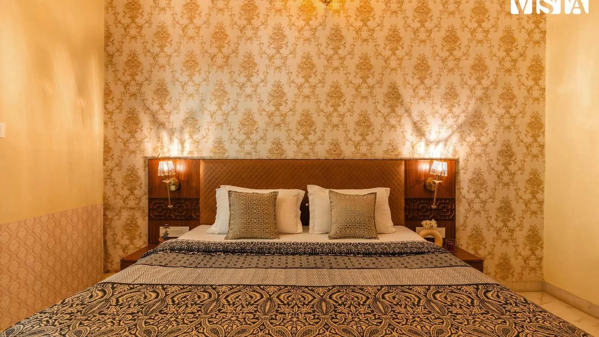 Udaikot By Stayvista: Heritage Hill-View Villa with Terrace & Games Udaipur