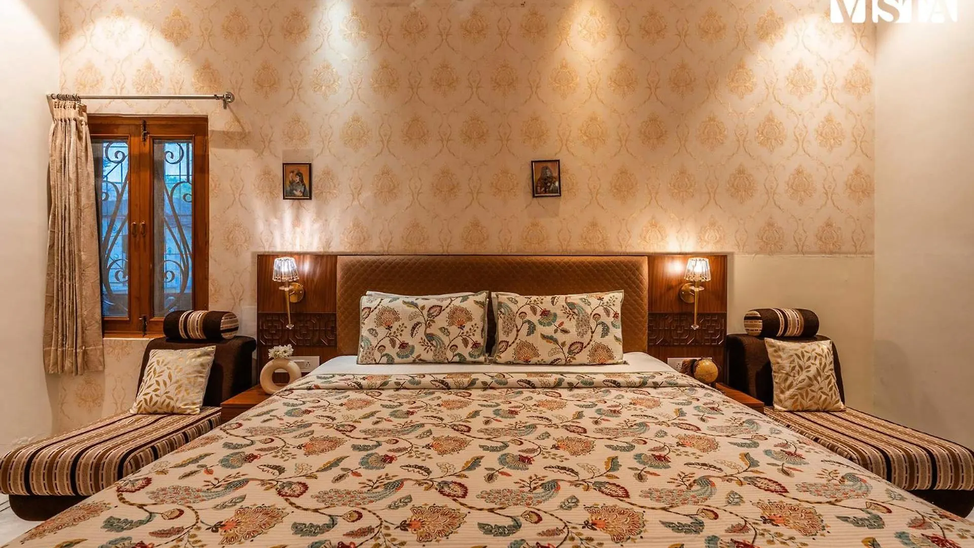 Udaikot By Stayvista: Heritage Hill-View Villa with Terrace & Games Udaipur